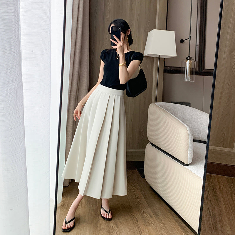 Elegant Pleated Skirt