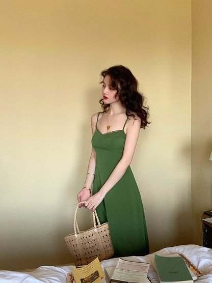 Green V-Neck Dress: Summer's 3D Cutting Elegance