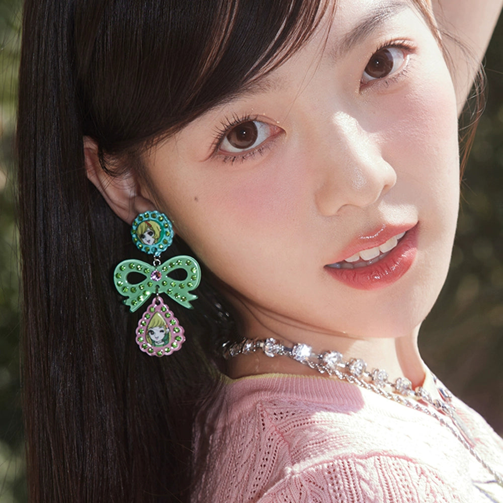 Showa Acrylic Ear Studs