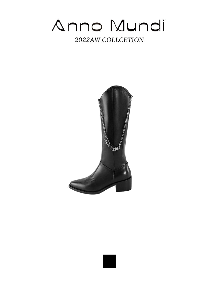 Sloping Heel Chelsea Boots