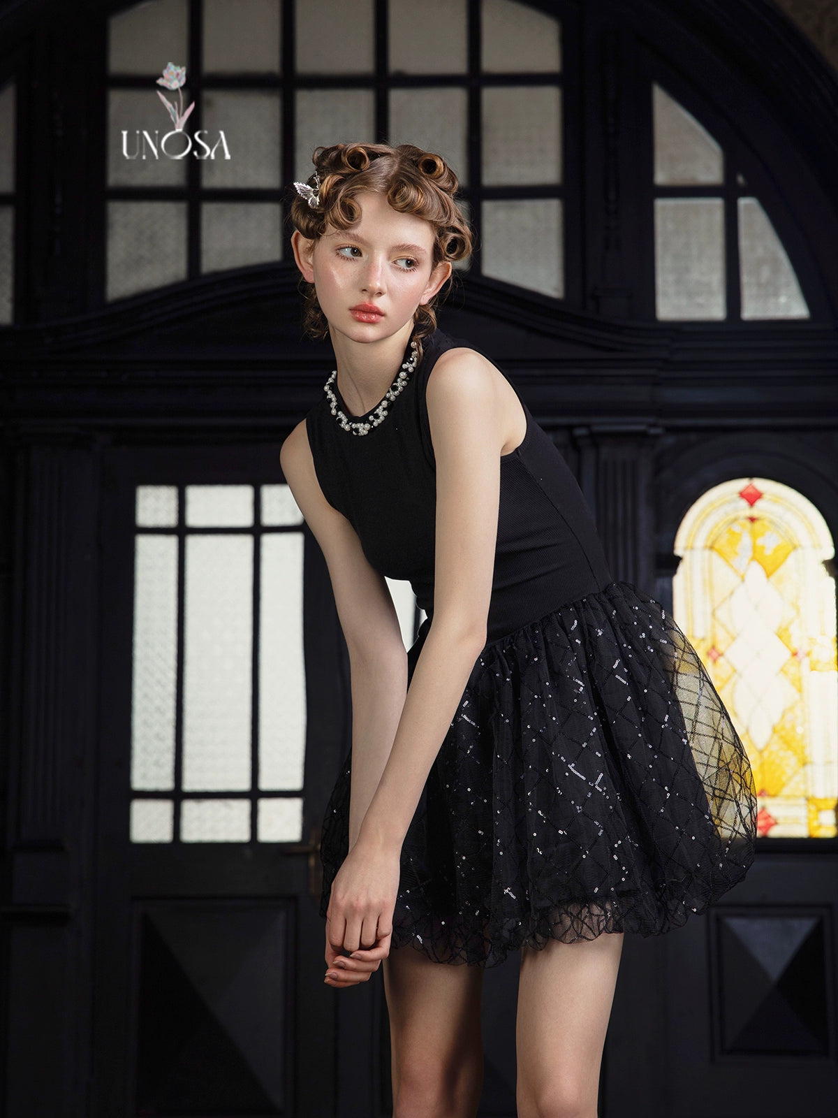 Black Sleeveless Pearl Chain Dress