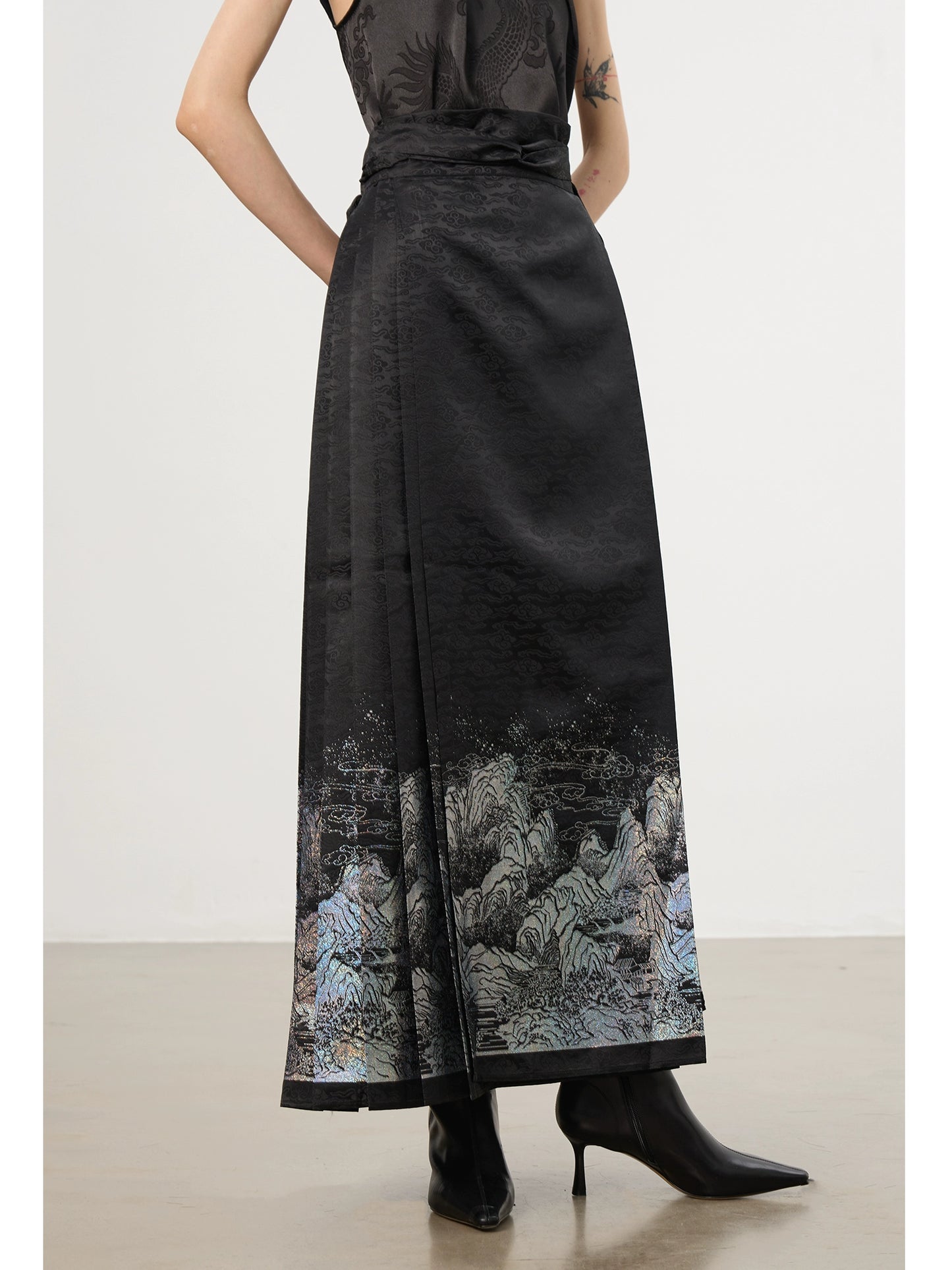 Fuchun Sleeveless Chinese Skirt Set