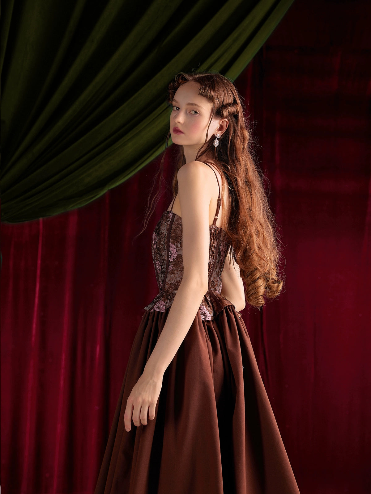 Brown Pink Antique Sling Dress with 3D Jacquard and Spliced Skirt