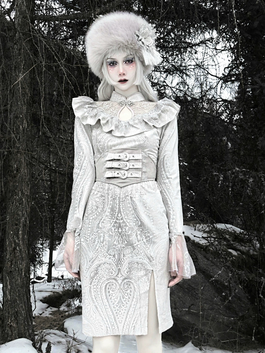 Snow Country White Gothic Embroidery Waist Cover