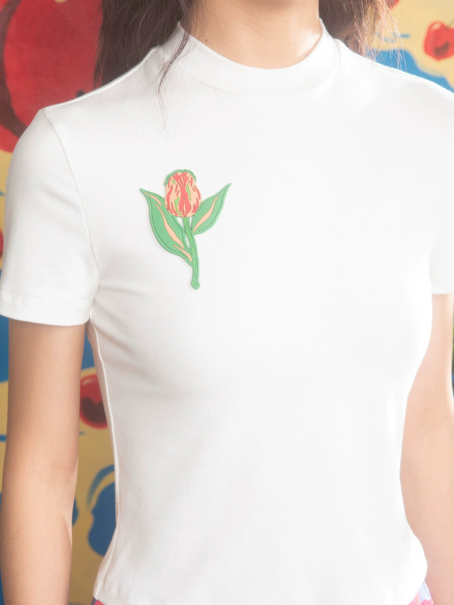 Camiseta de manga corta de tulipán pintada a mano