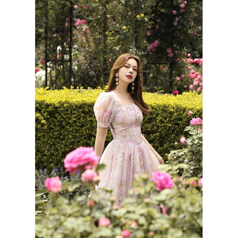 Cherry Blossom Beaded Square Neck Dress - エレガントな花柄ドレス