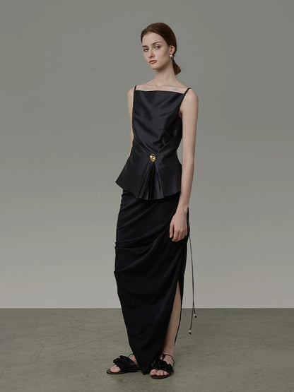 Tabbus de suspension plissé français sens de conception noire de la femme petite et haut de gamme Tempérament de tempérament Slim Fit Top