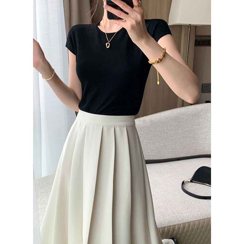 Elegant Pleated Skirt