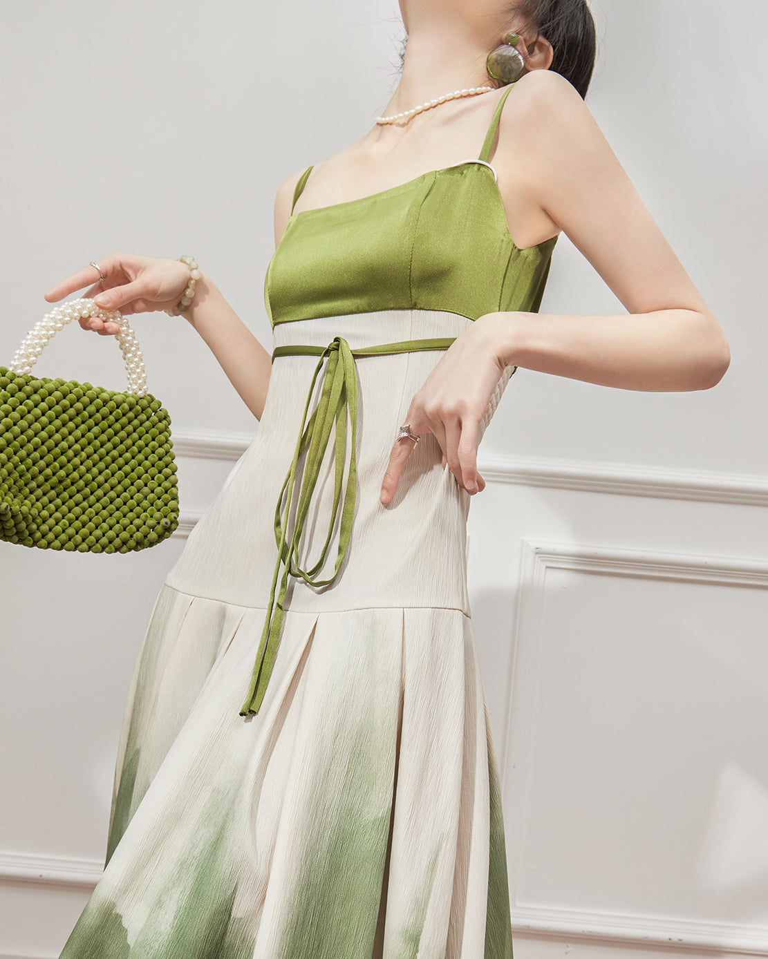2023 Vintage Green Gradient Strap Dress