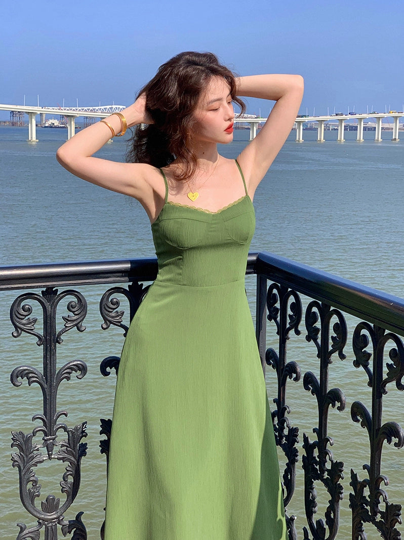 Green V-Neck Dress: Summer's 3D Cutting Elegance