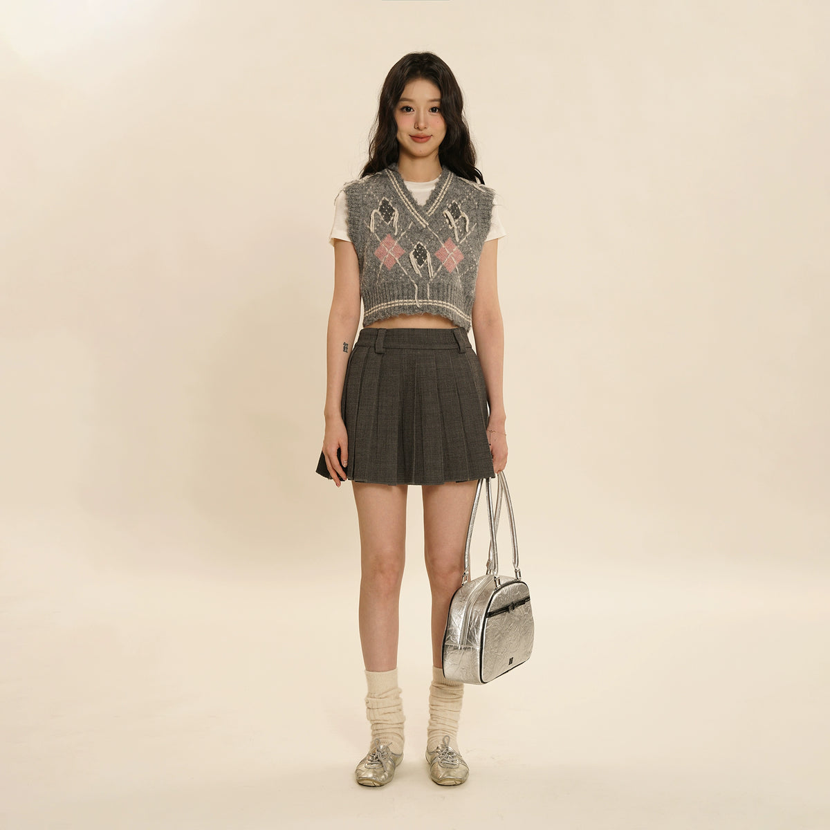 Tassel V-neck Diamond Knit Vest