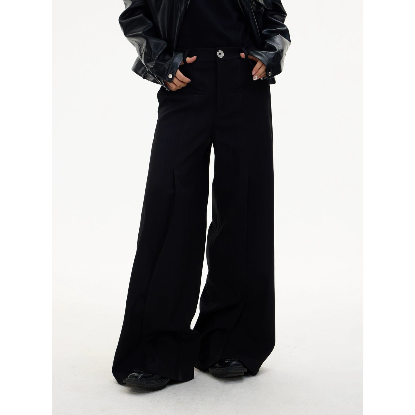 Front Pocket Silhouette - Drape Casual Pants