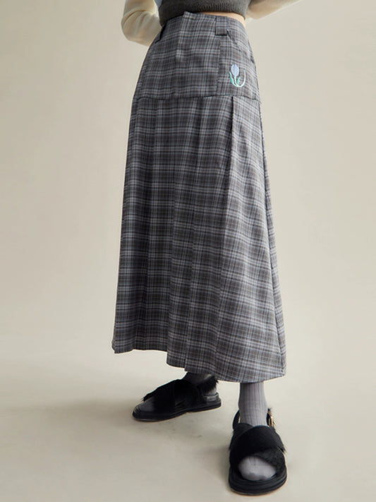 Checked Tulip Pleat Skirt