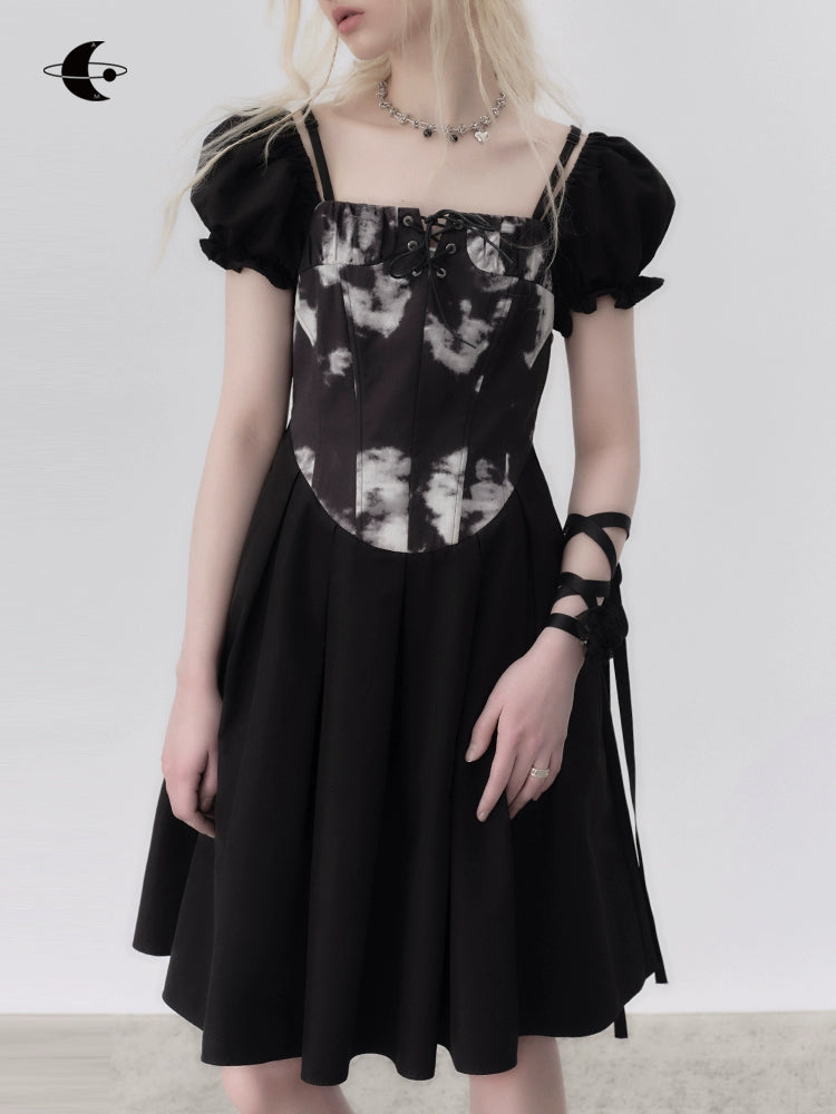 검은 버블 슬리브 스트랩 드레스