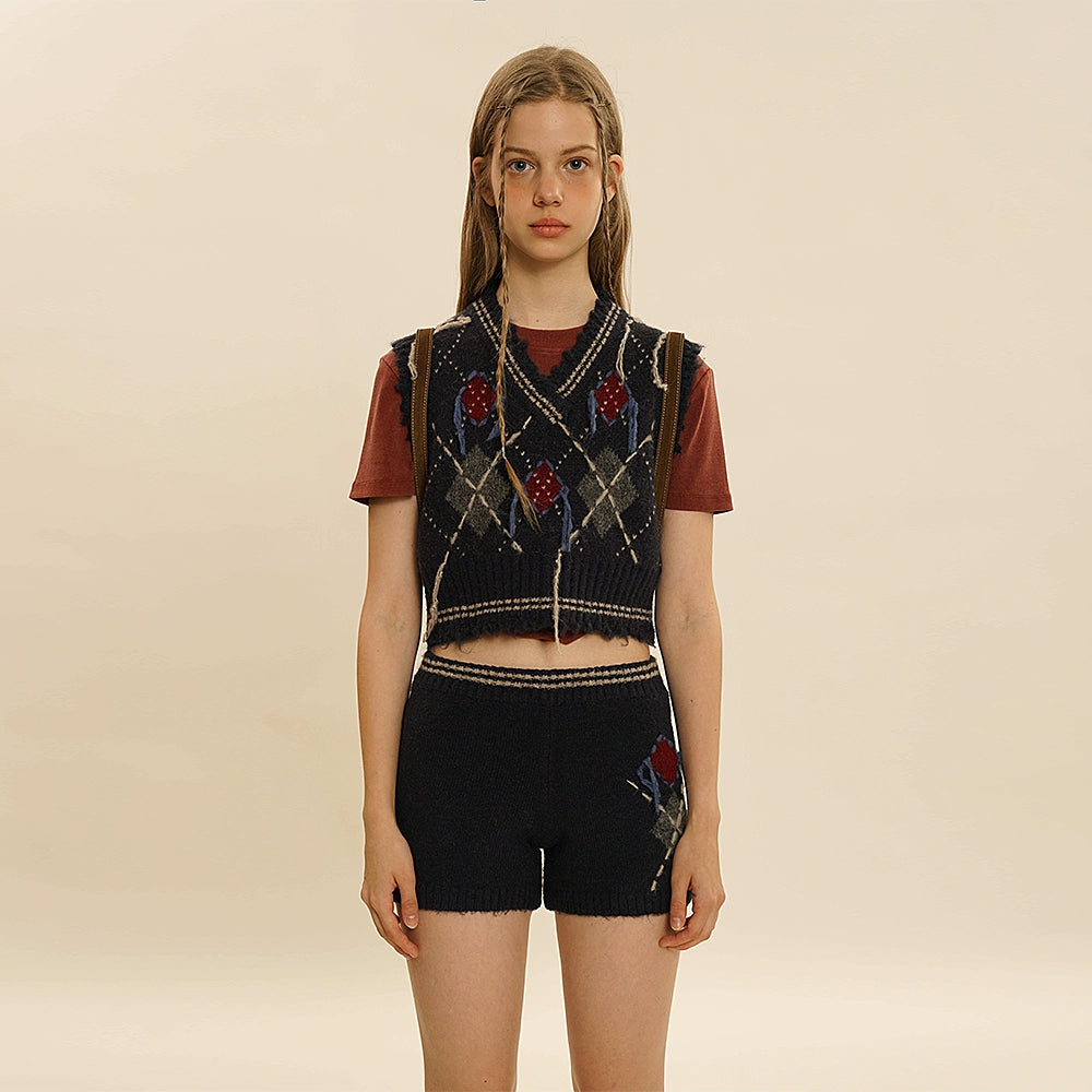 Tassel V-neck Diamond Knit Vest