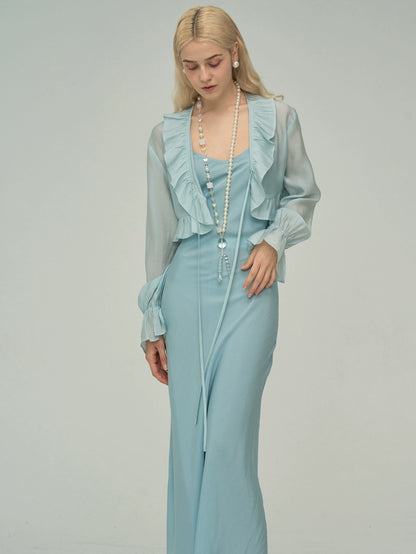 Robe suspendue en bleu lait