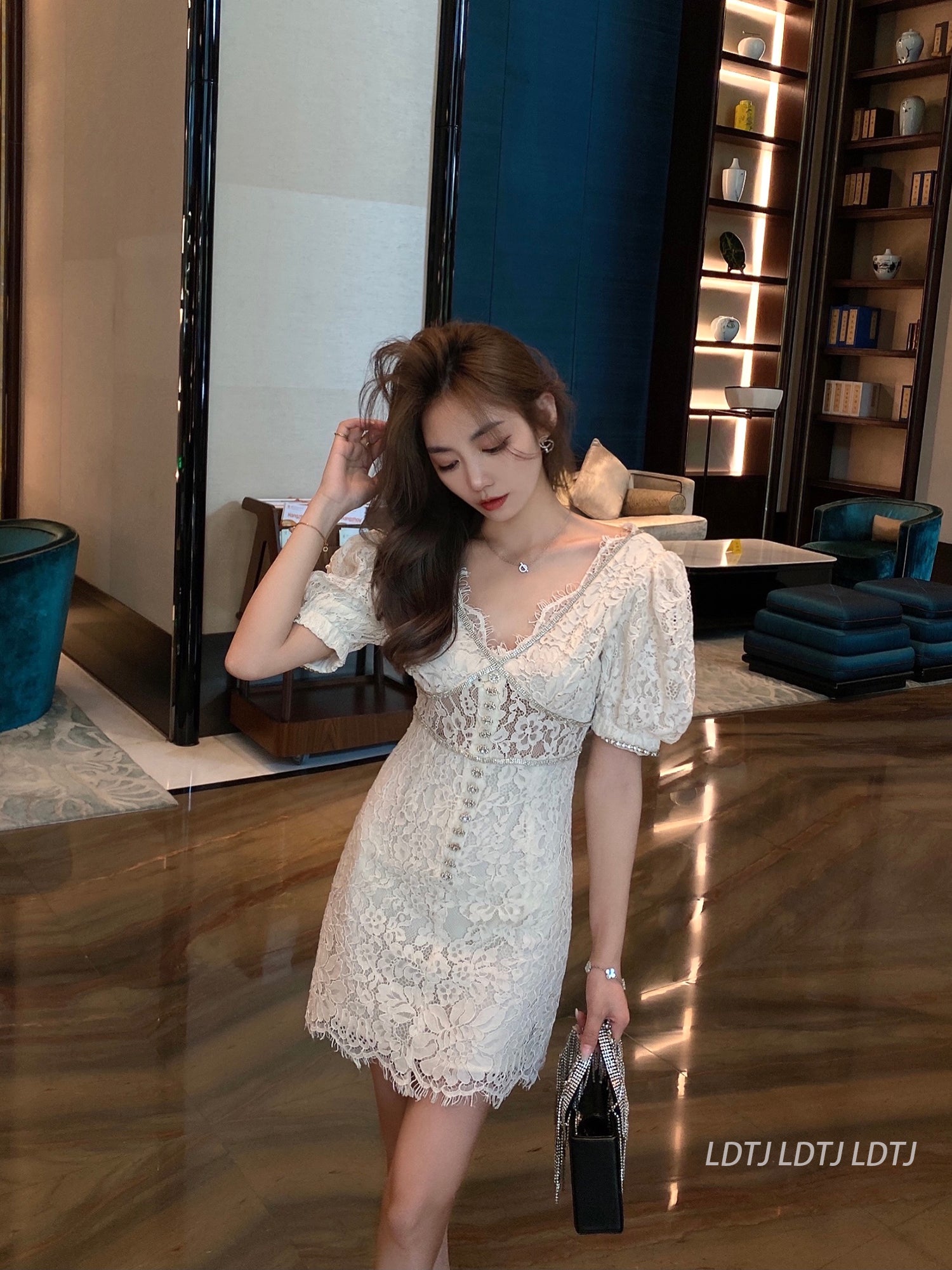 celebrity style lace dresses must -see] Produces a gorgeous with an elegant dress! – Serendute Pro since 2009. Color:Champange faux leather bodycon dress Cute Classy Winter Dresses