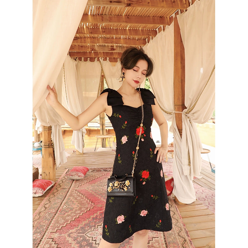 Summer Black Slim Strap Mid-Length Dress