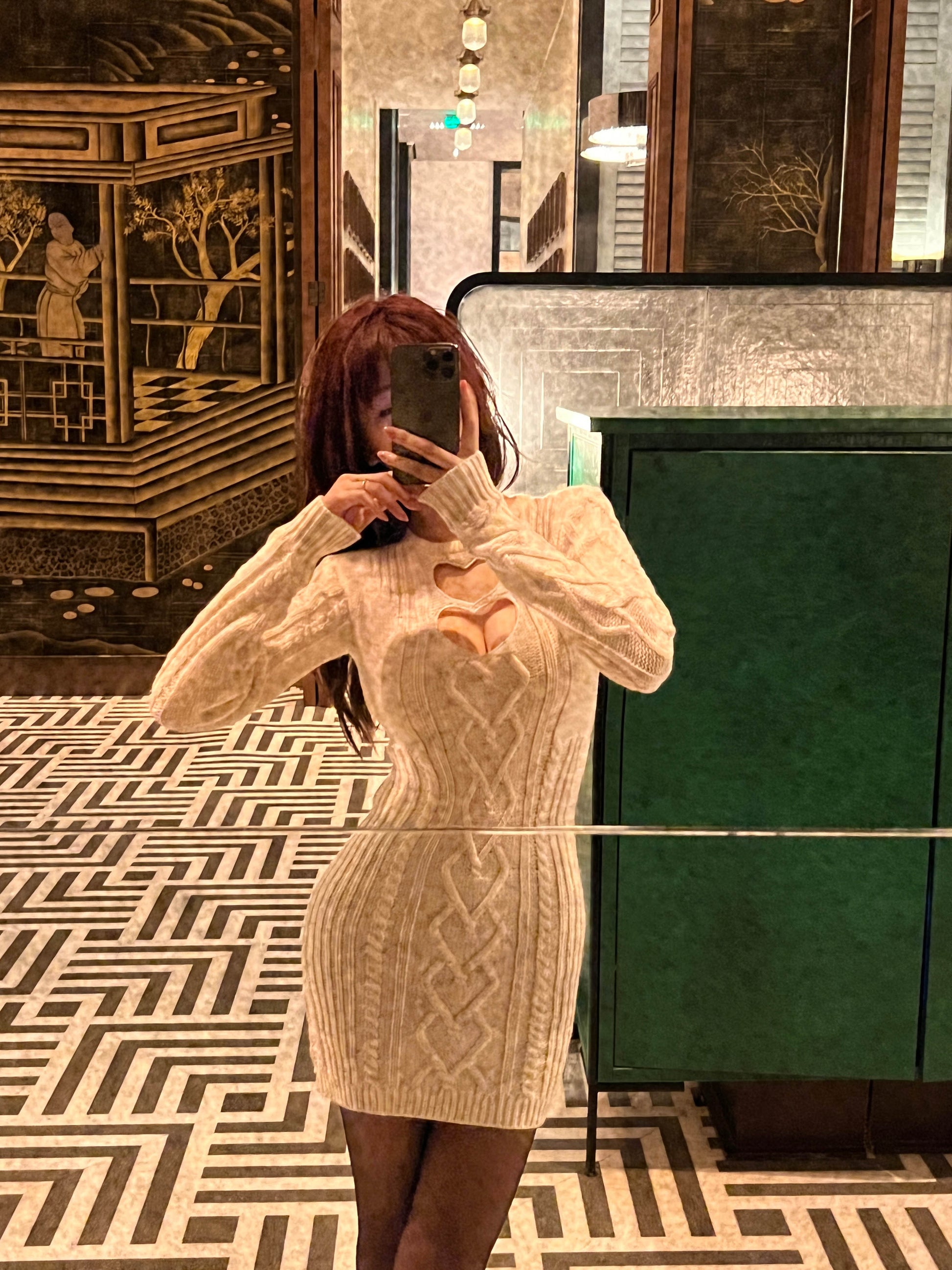 White heart pattern knit dress-Items that combine cuteness and comfort Serendute White heart pattern knit dress-Items that combine cuteness and comfort Serendute