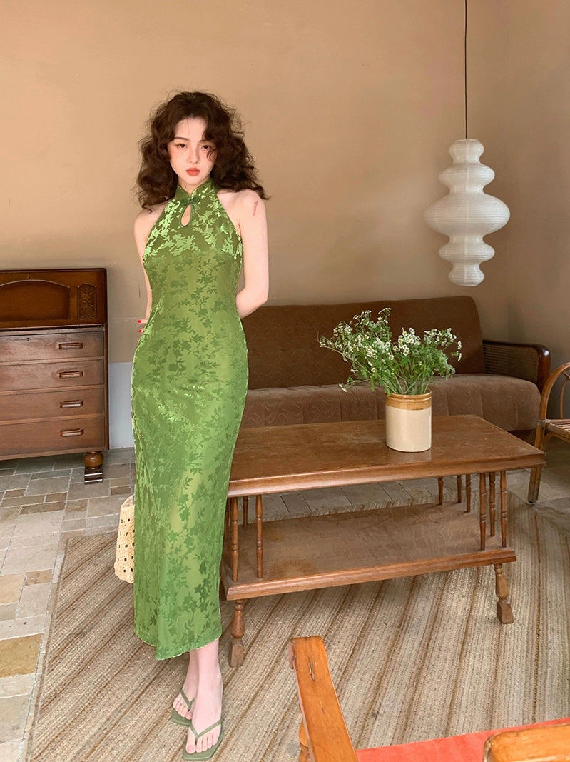 Summer Qipao: French Vintage Green Elegance