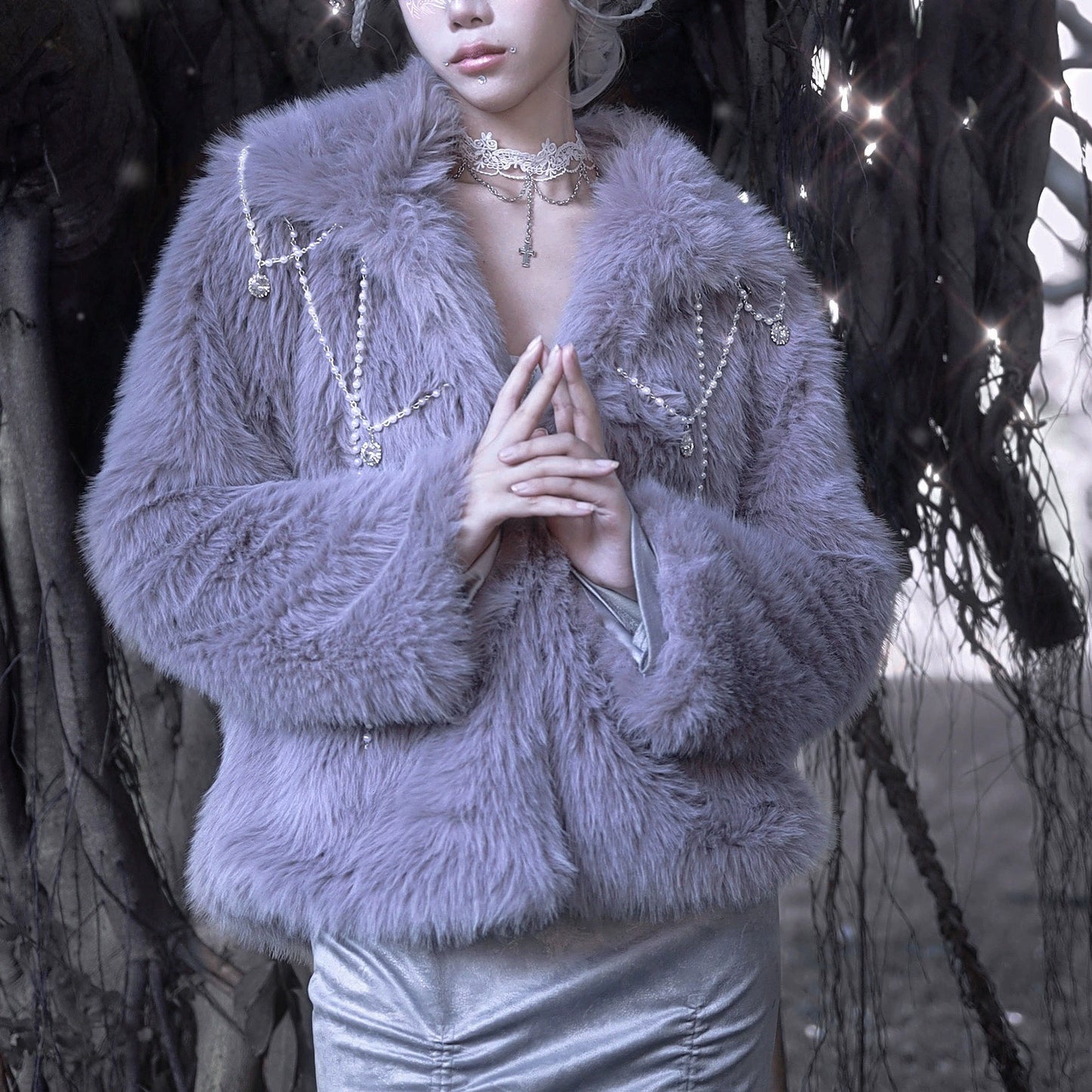 Velvet Swan Pendant Coat