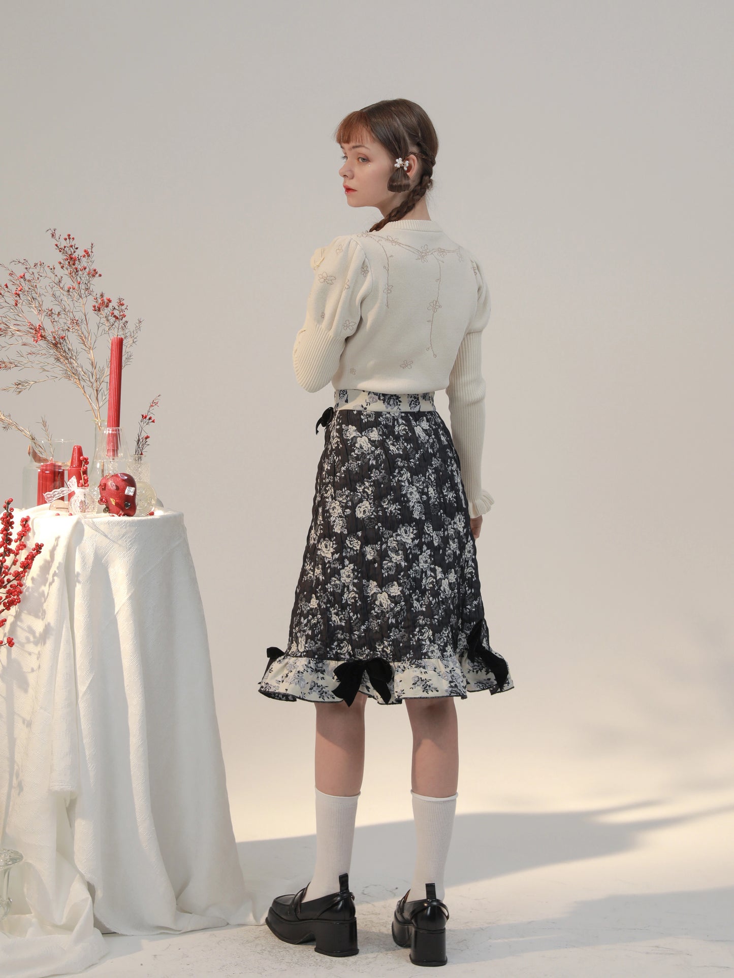 Frozen Rose Elegance - Contrast Sweet Slim Skirt