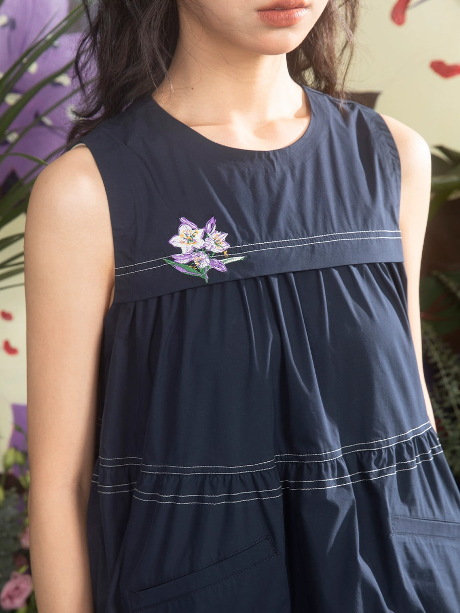Sakura Embroidery: Navy Sleeveless Dress