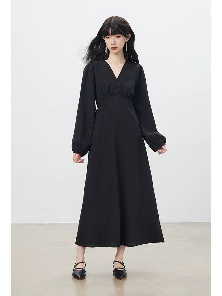 Magpie Bridge V-Neck Long Dress