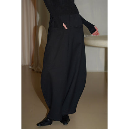 Pleated Silhouette Pants