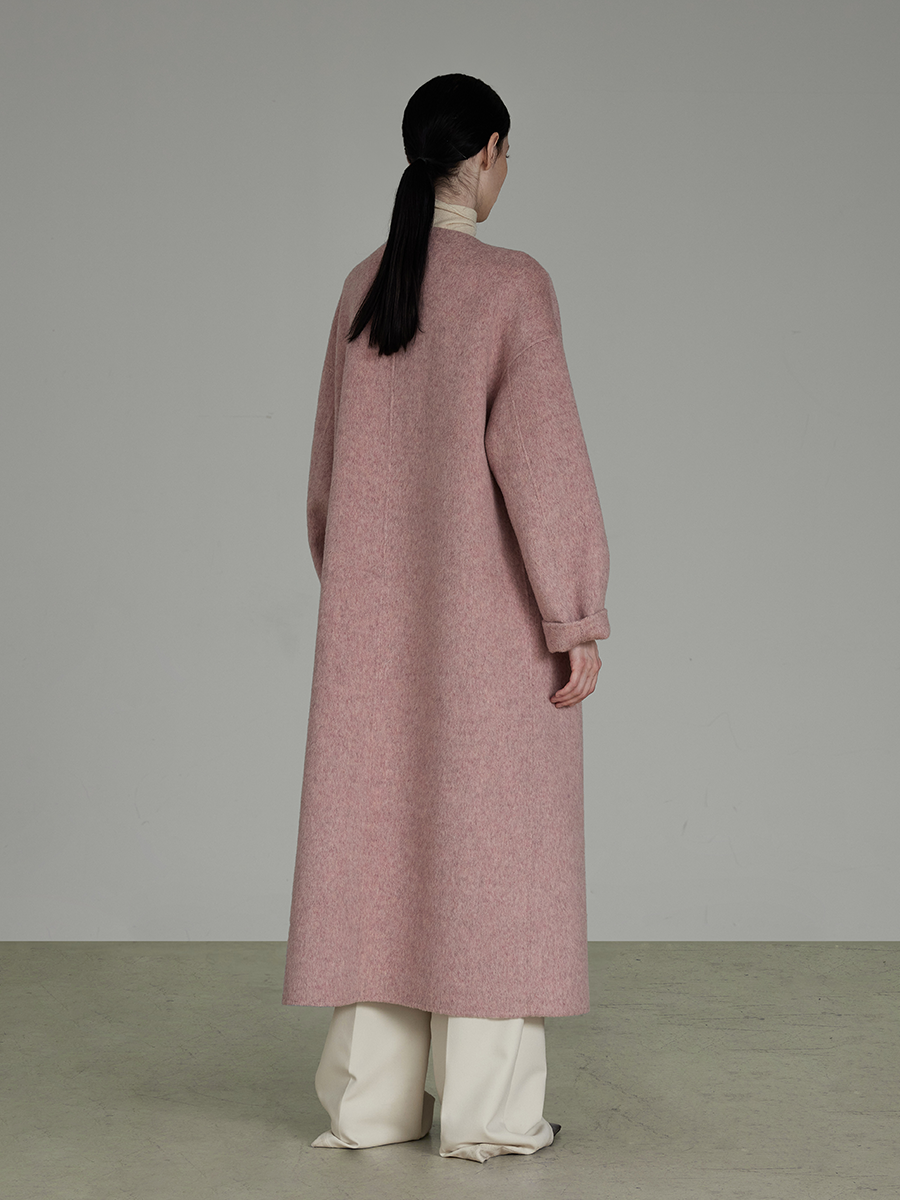 Manteau de feutre en laine albaka en milieu de longueur