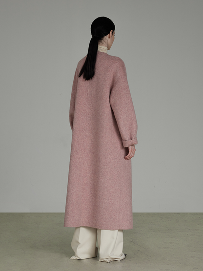 Cappotto in feltro di lana albaka a metà lunghezza