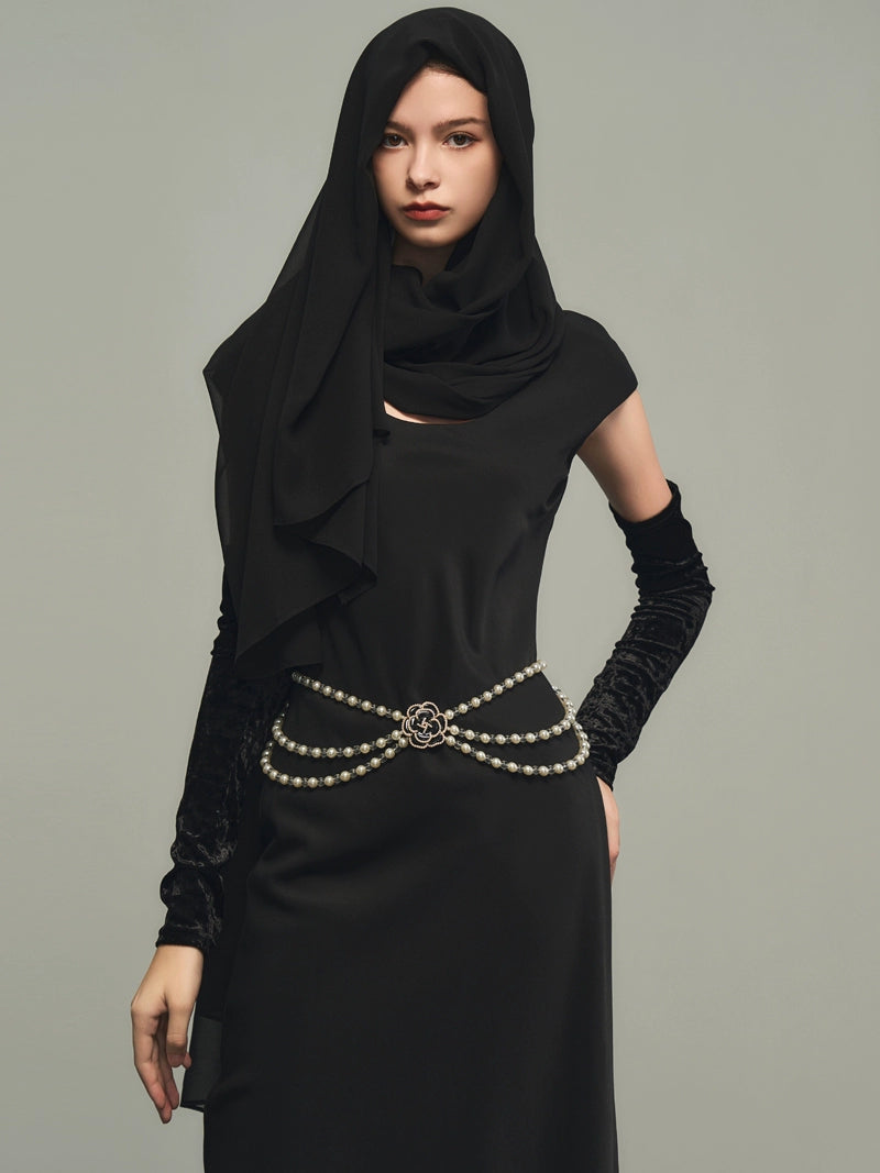 Robe longue noire diagonale